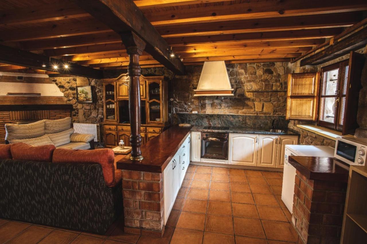 Affittacamere La Casa De Consuelo 3 Viérnoles Esterno foto