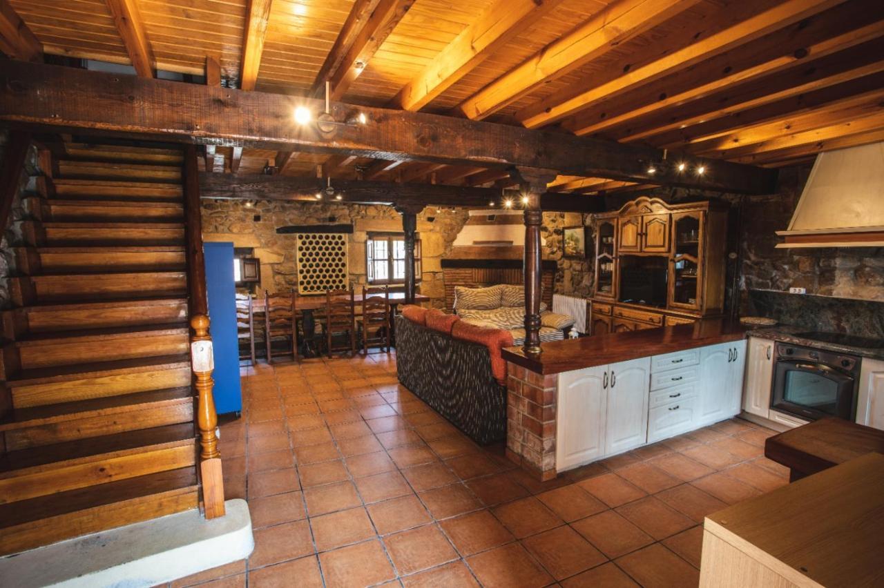 Affittacamere La Casa De Consuelo 3 Viérnoles Esterno foto