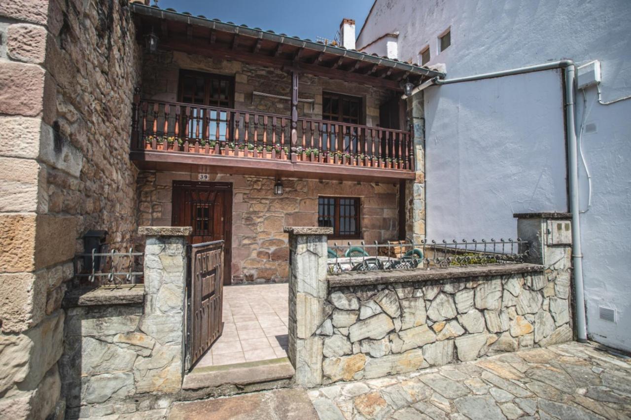 Affittacamere La Casa De Consuelo 3 Viérnoles Esterno foto